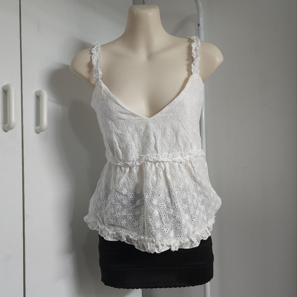 Aus 12 Ally White Crochet Lace Look V Neck Sleeveless Top - Picture 11 of 16